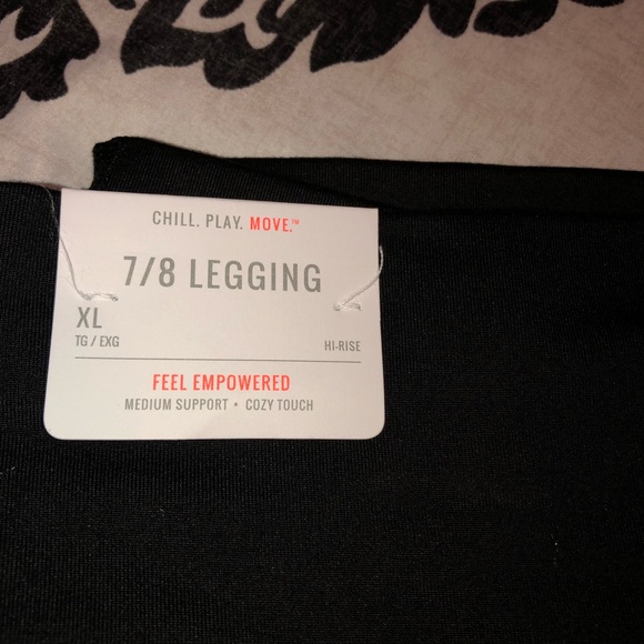 Aerie High Waisted 7/8 Legging - Picture 2 of 3